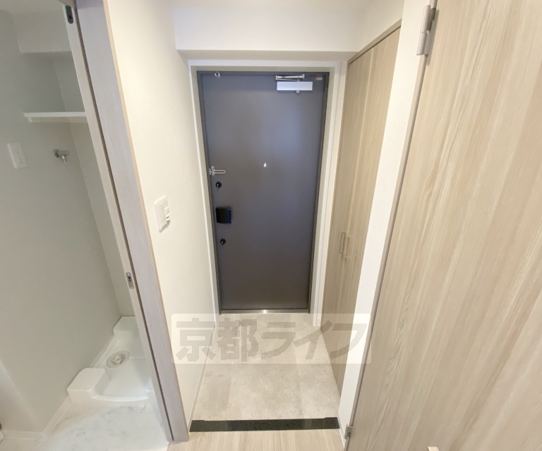 玄関　大きな段差がありません