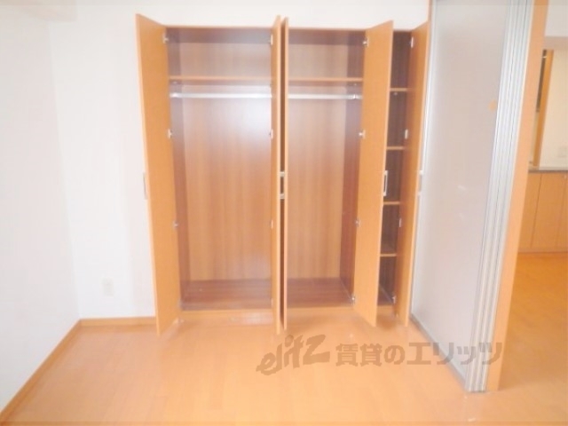 その他　洋室の収納