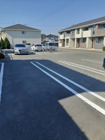 駐車場　駐車スペースもあります☆