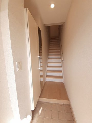 玄関　シューズボックス付きの玄関です★