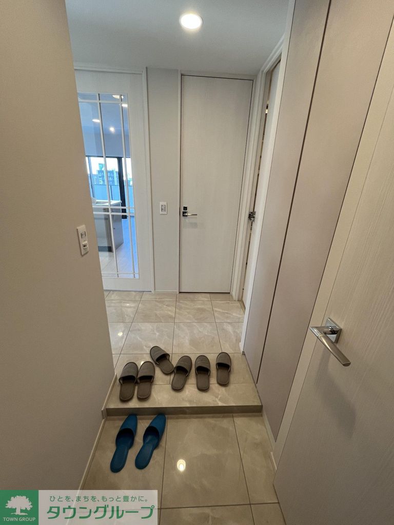 玄関　※別部屋参照※