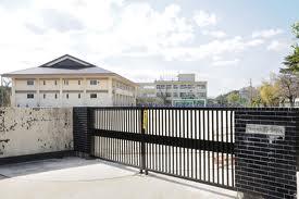 中学校　市川市立第一中学校（中学校）まで1964m