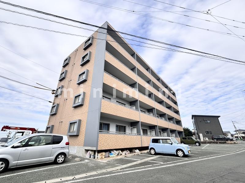 建物外観　※写真は別号室のものですので現状優先させていただきます。