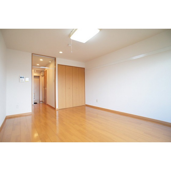 居室・リビング　居室♪写真は別のお部屋です（現況優先）