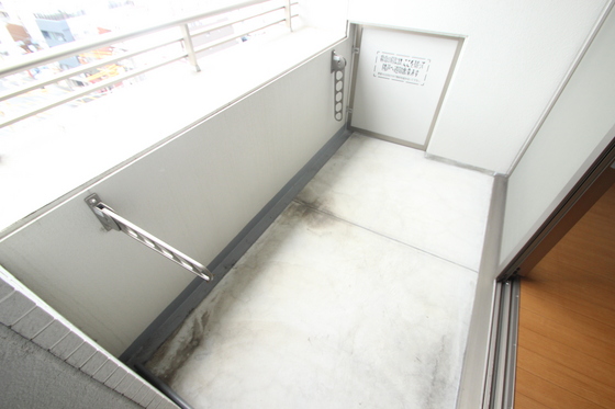 バルコニー　※別のお部屋の写真です。