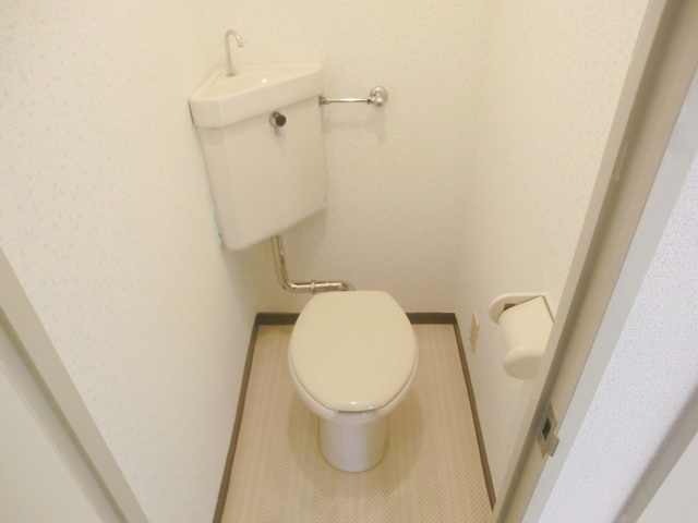 トイレ　洋式トイレ。