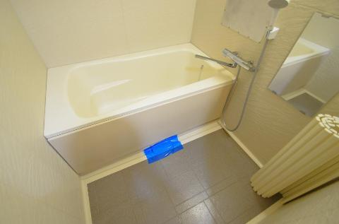 バス・シャワールーム　バス（イメージ）