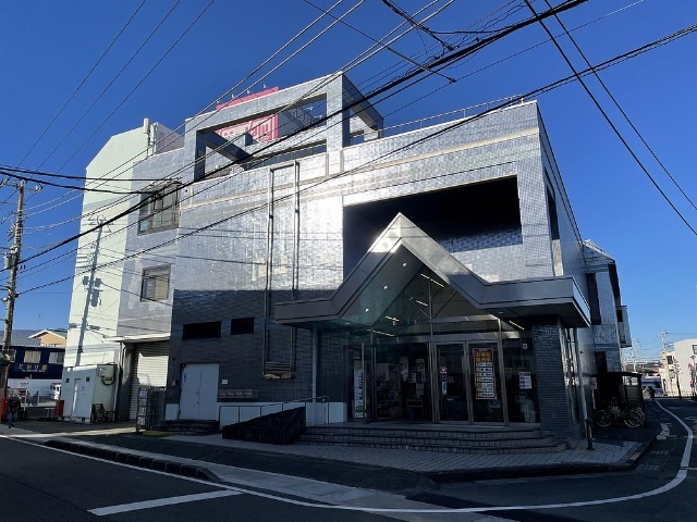 スーパー　マックスバリュエクスプレス長泉店（スーパー）まで769m