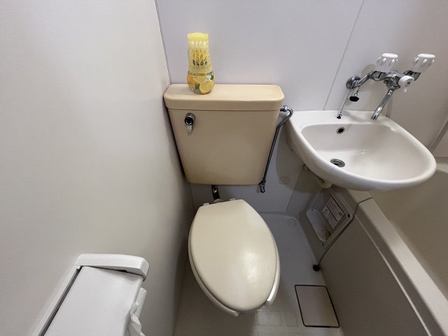 トイレ　ゆったりとした空間のトイレです
