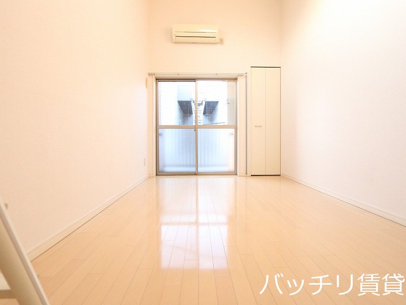 バルコニー　同型タイプの為、現状を優先致します。