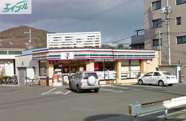 コンビニ　セブンイレブン岡山西大寺松崎店（コンビニ）まで1003m