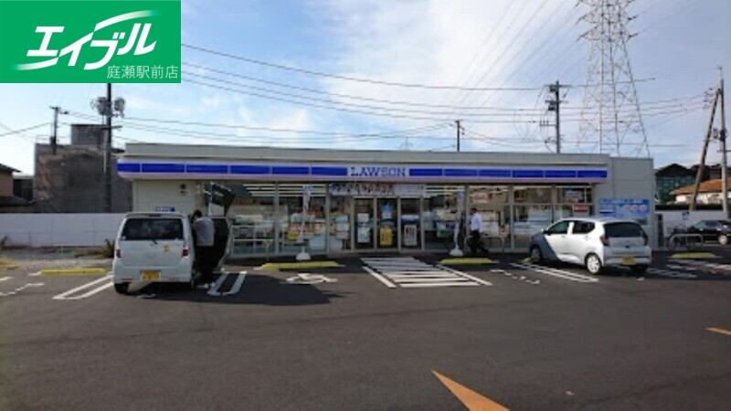 コンビニ　ローソン岡山神田町二丁目店（コンビニ）まで191m