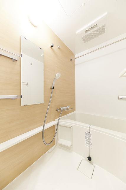 バス・シャワールーム　※写真は同タイプ住戸です。