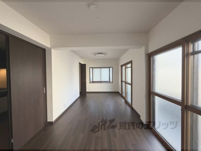 居室・リビング　洋室