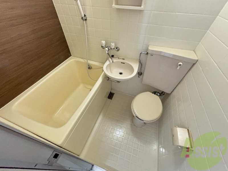 バス・シャワールーム