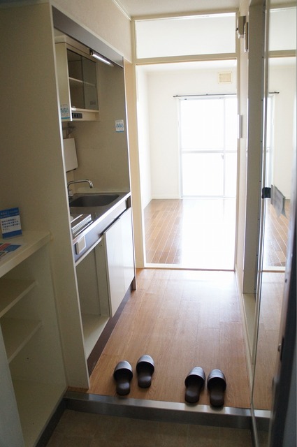 玄関　玄関からの写真です♪