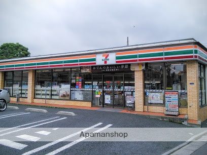 コンビニ　セブンイレブン（コンビニ）まで117m