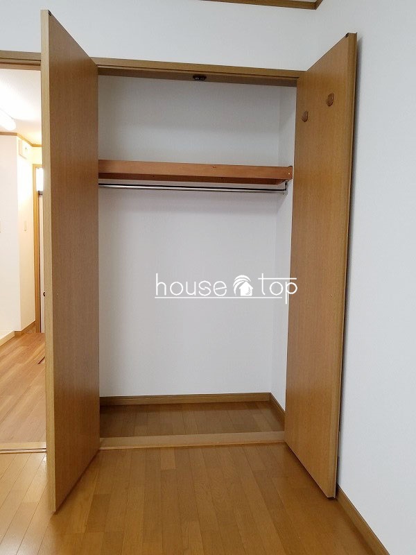 収納　ワイドなクローゼット！衣類や布団など収納出来ます♪