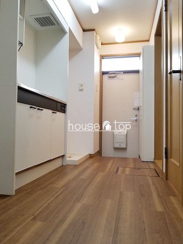 その他部屋・スペース　キッチンには冷蔵庫も設置出来ますよ♪