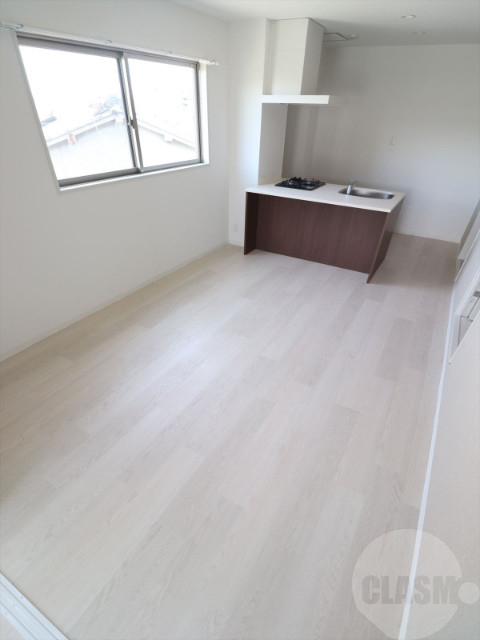 居室・リビング　明るい室内です