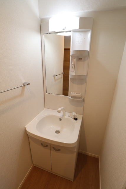 洗面設備　独立洗面所です。