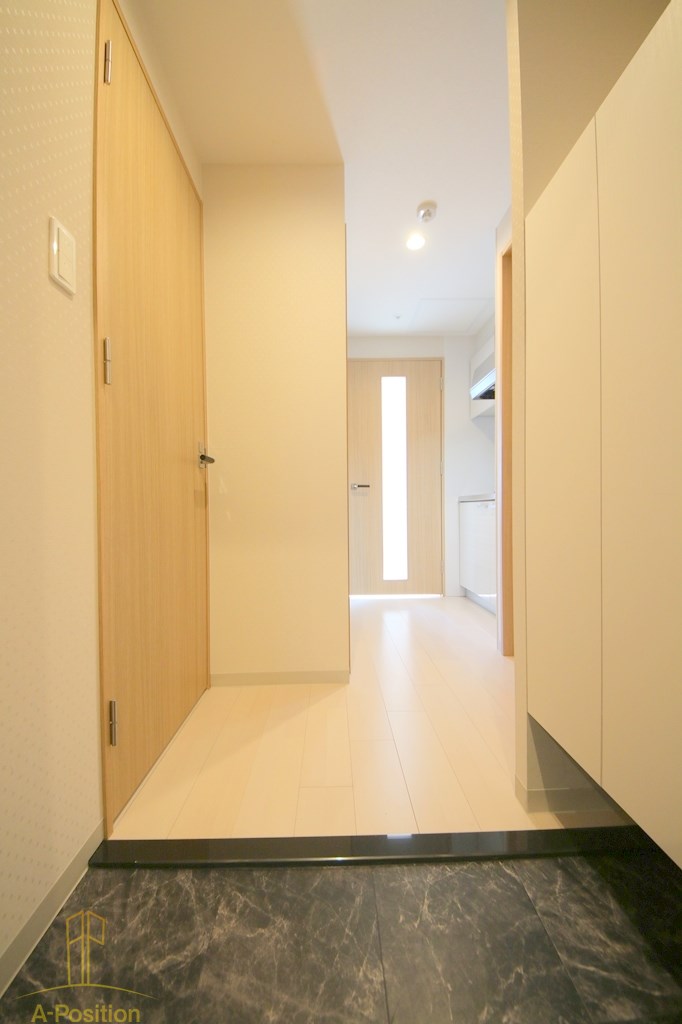 玄関　L-IDEA MINAMIHORIE