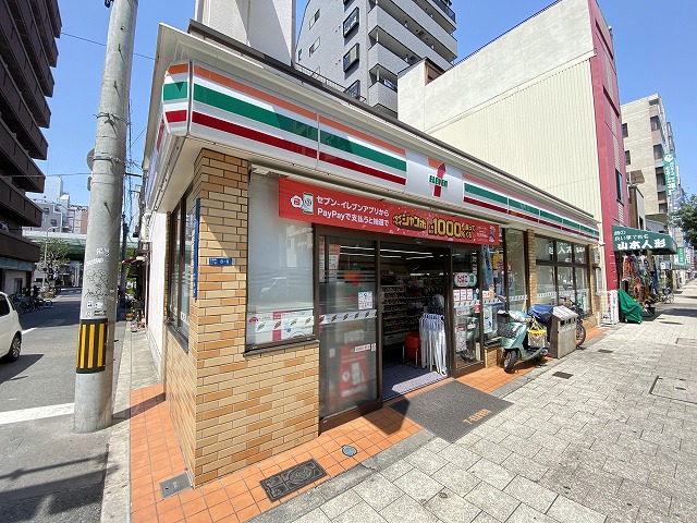 コンビニ　セブンイレブン（コンビニ）まで282m