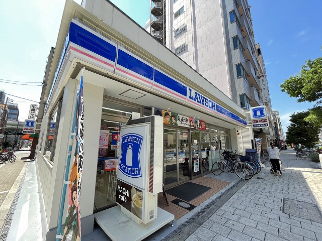 コンビニ　ローソン瓦屋町三丁目店（コンビニ）まで303m