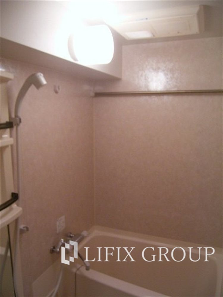 バス・シャワールーム　風呂