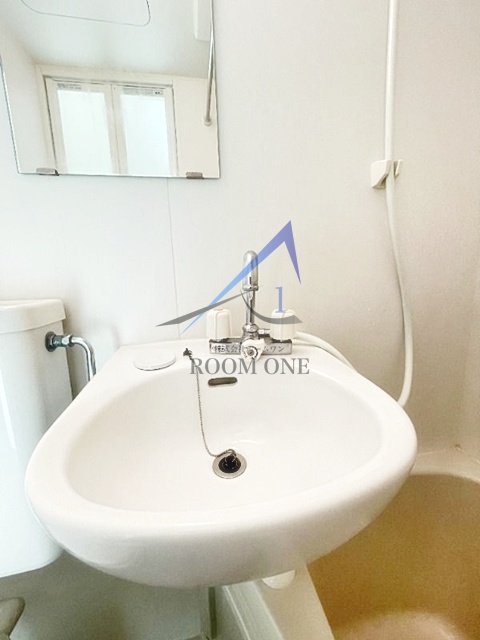 洗面設備　洗面台です。