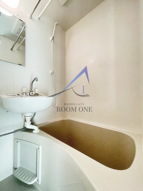 バス・シャワールーム　お風呂です。