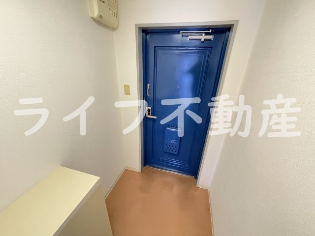 玄関　収納もある玄関です