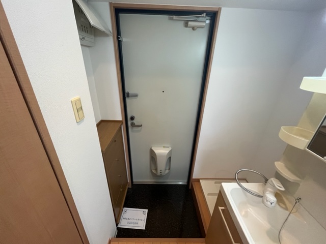 玄関　※同施工会社のイメージ写真※