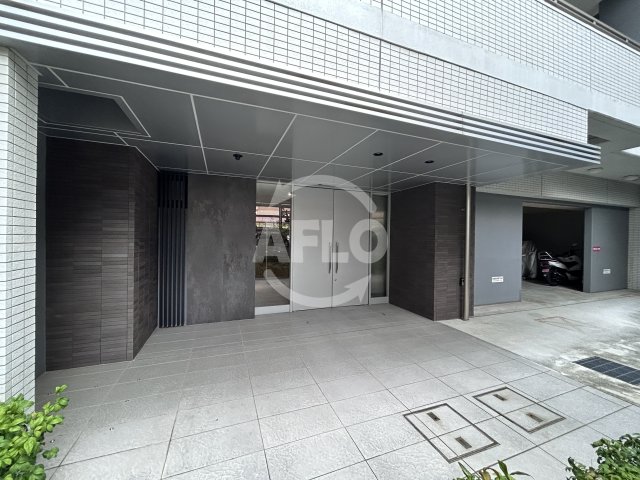 エントランス　ミュプレ江坂　エントランス