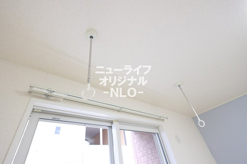 セキュリティ　来訪者を確認出来るモニター付きのインターホンで安心！