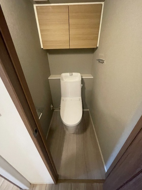 トイレ　トイレ