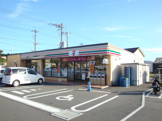 コンビニ　セブンイレブン御殿場神山店（コンビニ）まで615m