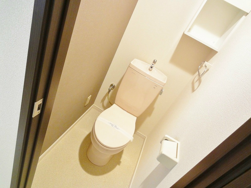 トイレ　清潔感のあるトイレになります。