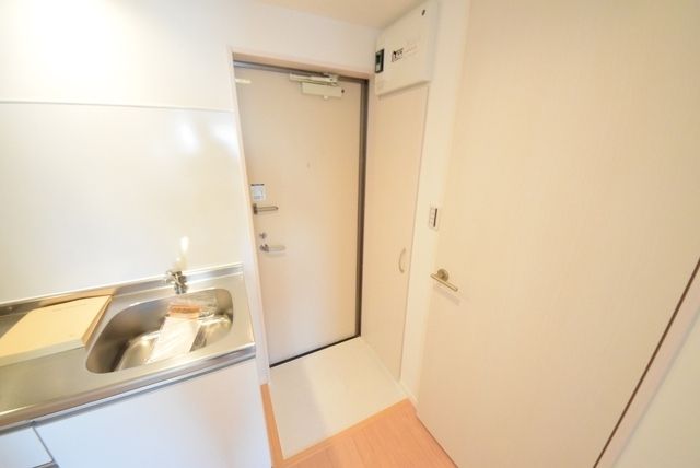 玄関　★下駄箱付玄関です★