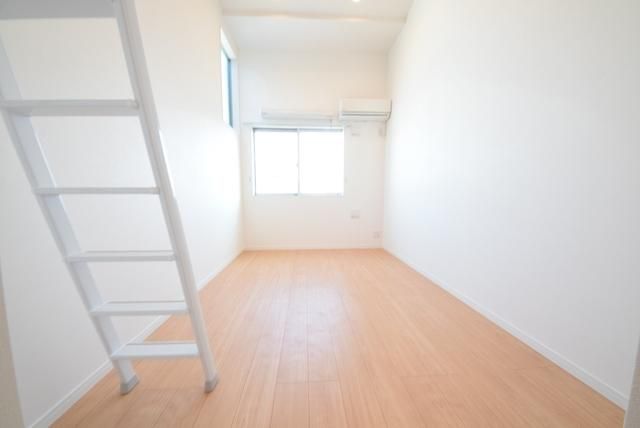 居室・リビング　★ゆったりできる洋室です★