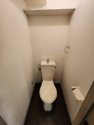 トイレ　ゆったりとした空間のトイレです