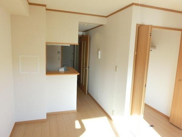 居室・リビング　人気のカウンターキッチン！