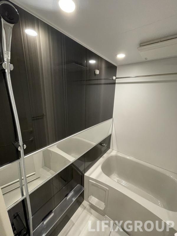 バス・シャワールーム　風呂