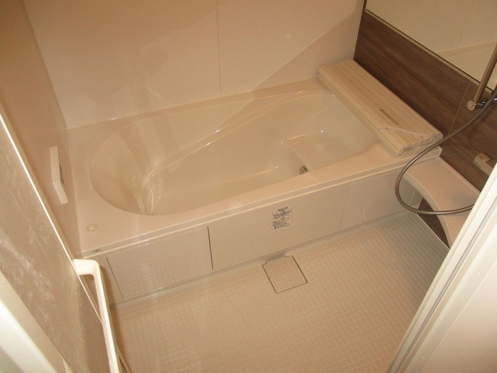 バス・シャワールーム　バスルーム