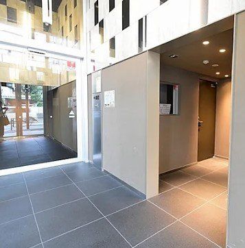 ロビー　エントランス