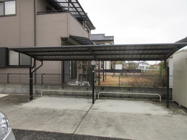 その他共有部分　屋根付き駐輪場