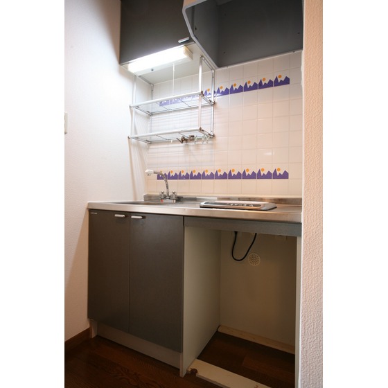 キッチン　間取り反転タイプ１０７号室