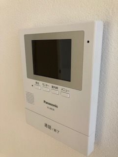 セキュリティ　モニター付きインターホン☆