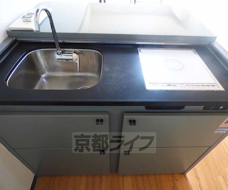 キッチン　カウンターキッチンです。