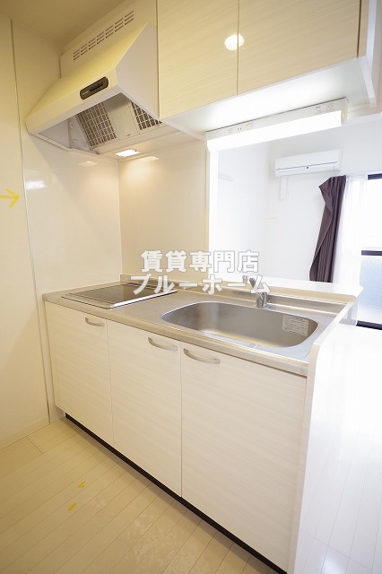 キッチン　2口IHコンロのシステムキッチン！